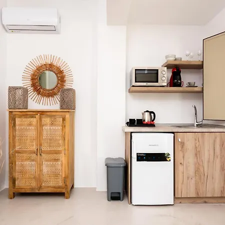 Aerenia Luxury 2* Karterádos