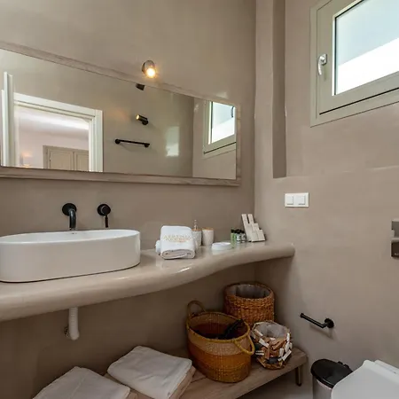 Aerenia Luxury Aparthotel