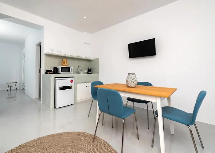 Aerenia Luxury Lejlighedshotel Karterádos