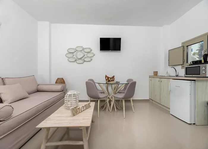 Aerenia Luxury Lejlighedshotel Karterádos