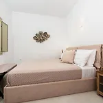 Aerenia Luxury Karterádosz