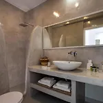 Aerenia Luxury Karterádosz